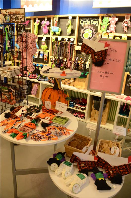 Splash and Dash Groomerie & Boutique Des Plaines, IL